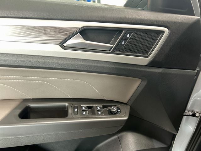 2023 Volkswagen Atlas Cross Sport 2.0T SE