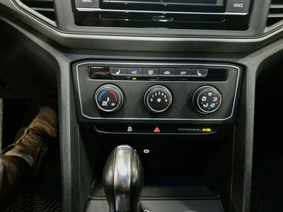 2023 Volkswagen Atlas Cross Sport 2.0T SE