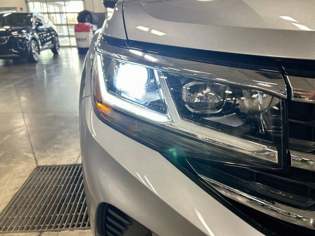 2023 Volkswagen Atlas Cross Sport 2.0T SE