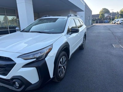 2025 Subaru Outback Premium