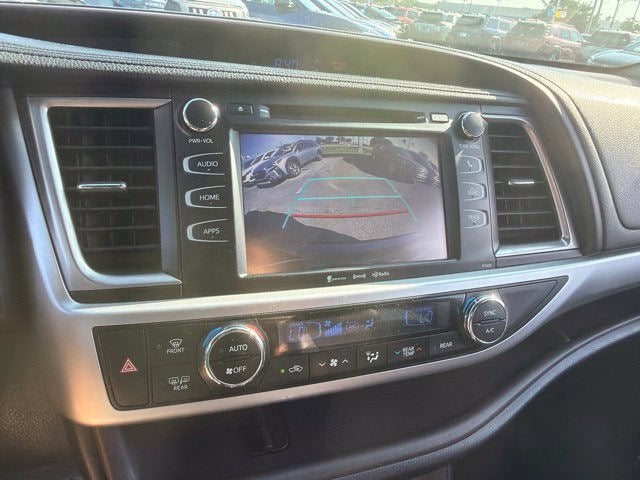 2017 Toyota Highlander LE Plus