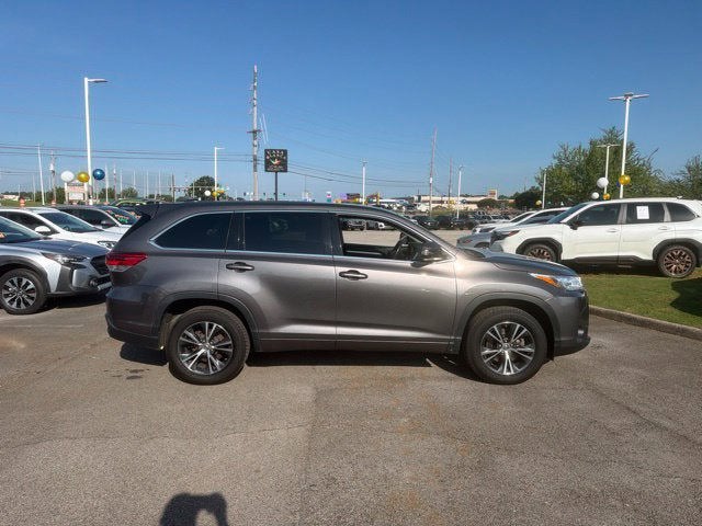 2017 Toyota Highlander LE Plus