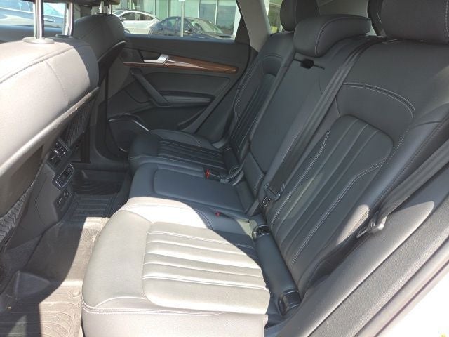 2022 Audi Q5 45 S line Premium quattro