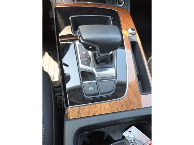 2022 Audi Q5 45 S line Premium quattro