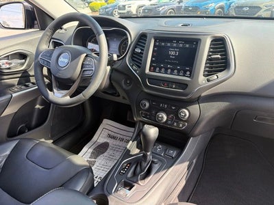 2022 Jeep Cherokee Latitude Lux