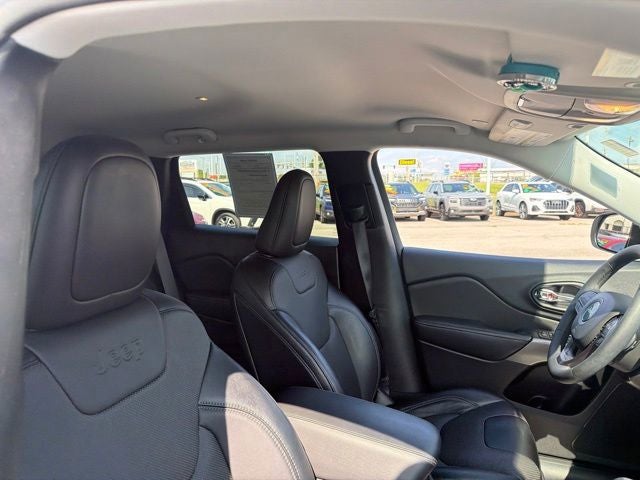2022 Jeep Cherokee Latitude Lux