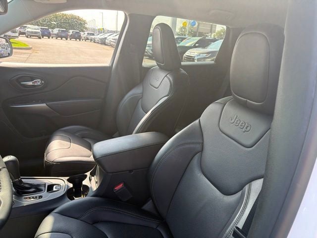 2022 Jeep Cherokee Latitude Lux