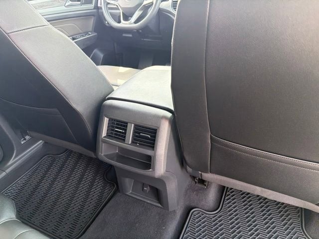 2023 Volkswagen Atlas Cross Sport 2.0T SE