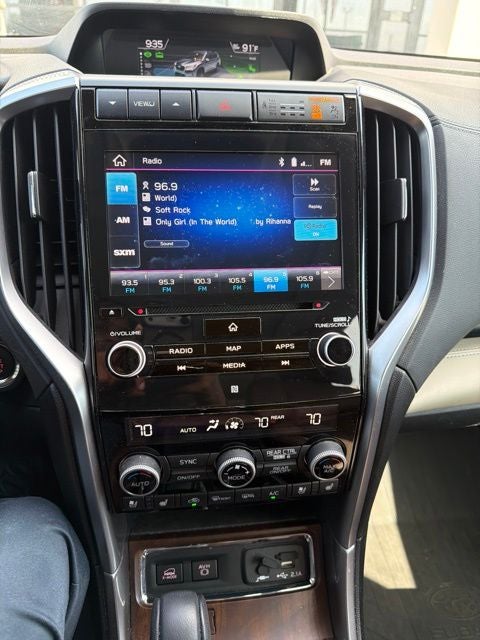 2022 Subaru Ascent Touring
