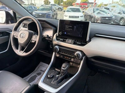 2023 Toyota RAV4 Hybrid XLE Premium