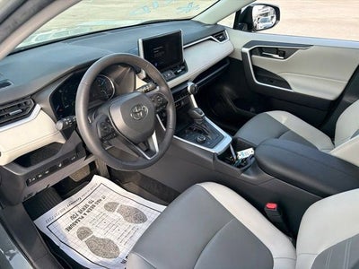 2023 Toyota RAV4 Hybrid XLE Premium