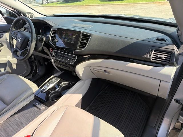 2019 Honda Pilot Touring 8 Passenger