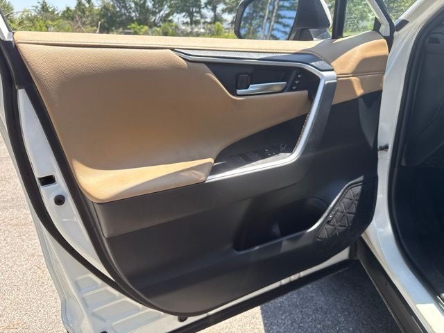 2020 Toyota RAV4 Limited