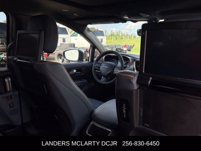 2027 Chrysler Pacifica Pinnacle