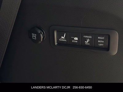 2027 Chrysler Pacifica Pinnacle