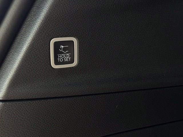 2027 Chrysler Pacifica Pinnacle