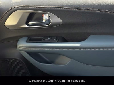 2027 Chrysler Pacifica Pinnacle