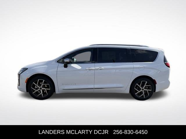 2027 Chrysler Pacifica Pinnacle