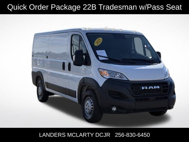 2025 RAM ProMaster 2500 Base