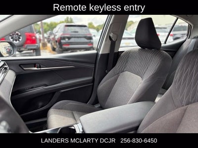 2025 Toyota Camry LE