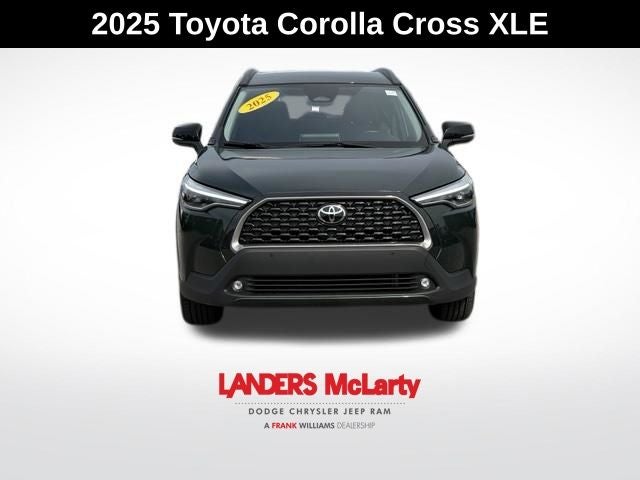2025 Toyota Corolla Cross XLE