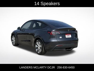 2024 Tesla Model Y Long Range