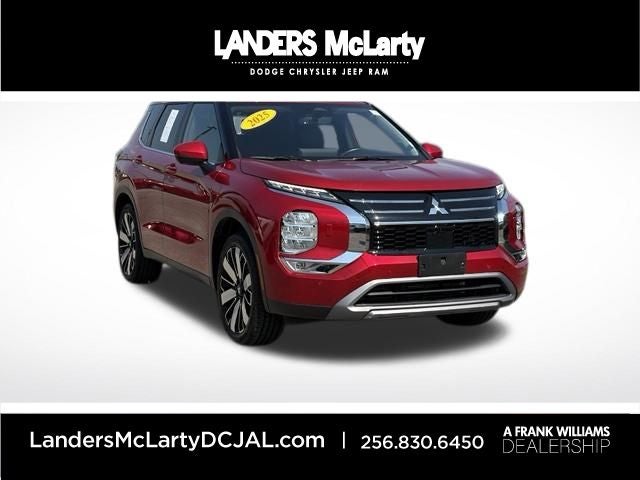 2025 Mitsubishi Outlander Base