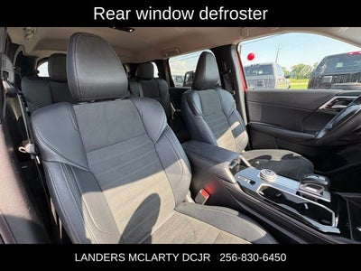 2025 Mitsubishi Outlander Base