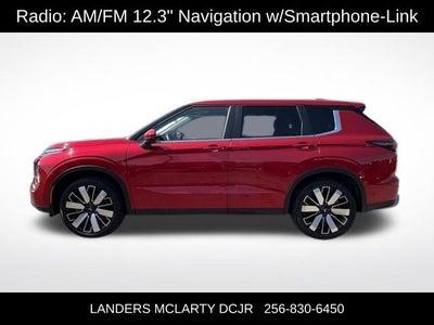 2025 Mitsubishi Outlander Base